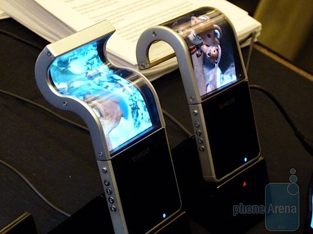 Samsung muestra sus pantallas OLED flexibles
