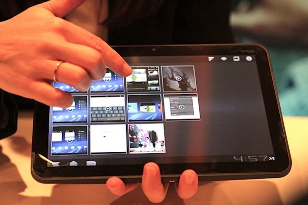 Motorola Xoom en venta el 17/2 a 700 dólares; vendrá sin MotoBlur