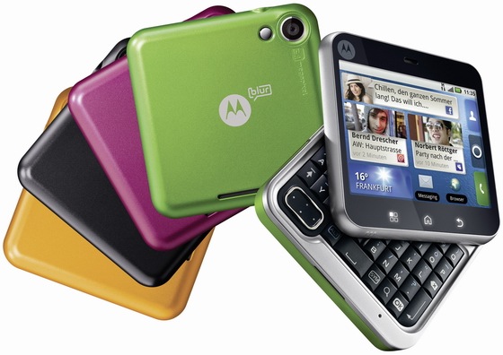 Motorola lanza el Motorola FlipOut en México vía Iusacell