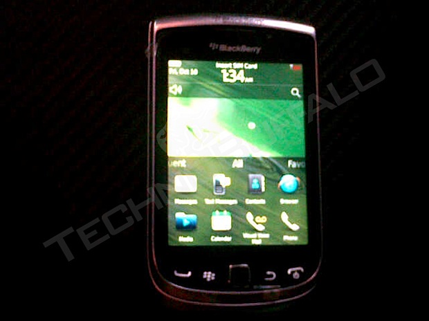 BlackBerry Torch 2 aparece nuevamente en fotos