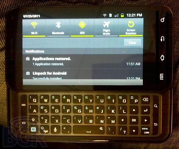 Samsung Galaxy S II con teclado QWERTY para USA emerge en fotos