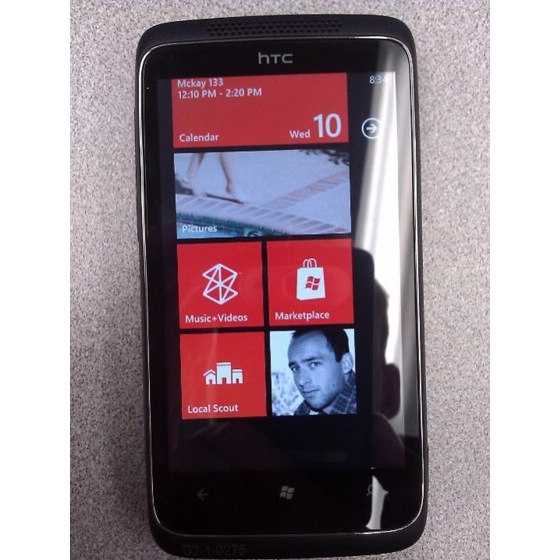 HTC Mazaa se muestra corriendo Windows Phone Mango