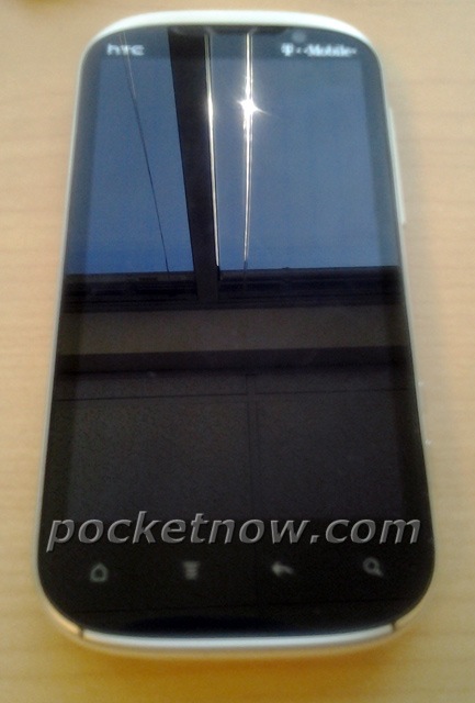 HTC Ruby aparece en foto nuevamente