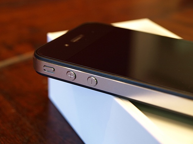Nuevo iPhone 4 a tiempo, iPhone 5 podría retrasarse