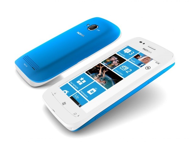 Nokia Lumia 710 con Windows Phone oficial