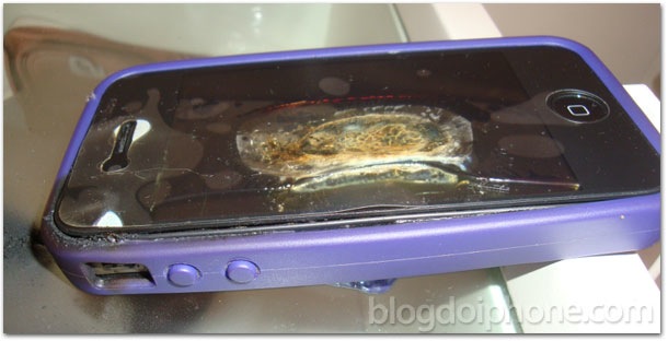 Otro iPhone 4 se combustiona espontáneamente, esta vez en Brasil