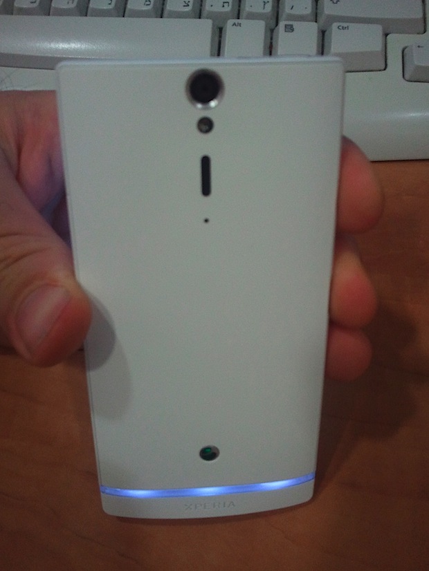 Sony Ericsson Nozomi LT26i Sony Ericsson Nozomi LT26i
