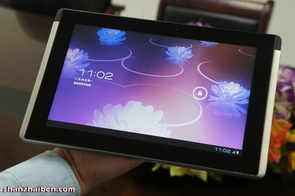 Primer tablet china en correr Android 4.0.1 Ice Cream Sandwich en video