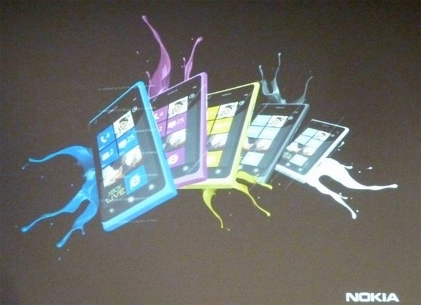 ¿Nokia Lumia 800 con más de colores o Nokia Lumia 900?