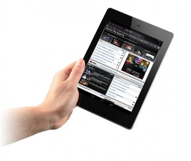 Acer Iconia A1 en mano