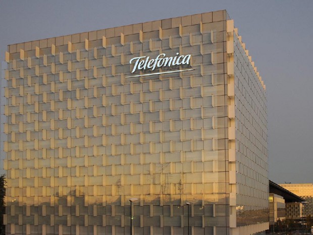 Telefónica España recorta los precios de celulares por intensificación de competencia