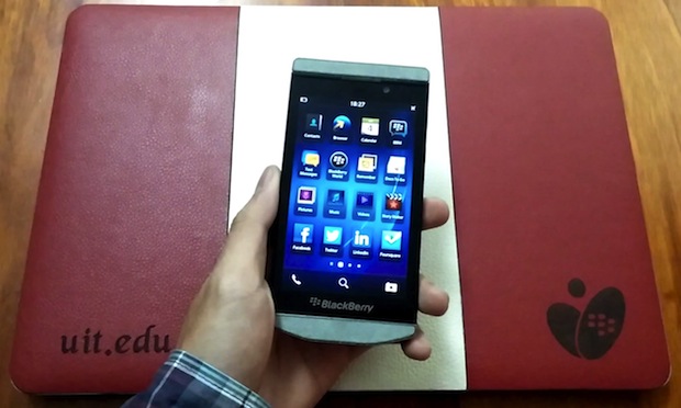 BlackBerry p'9982