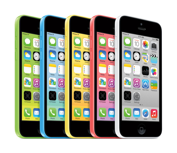 Apple lanza al iPhone 5C 8GB más económico