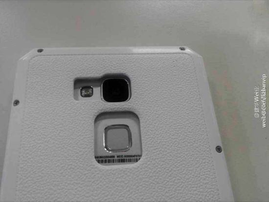Smartphone Huawei de gama media con sensor de huellas aparece en fotos