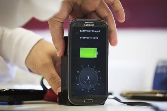 Compañía promete tecnología para cargar el smartphone en 30 segundos