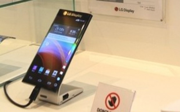 LG muestra pantalla plástica OLED para competir con el Galaxy Edge