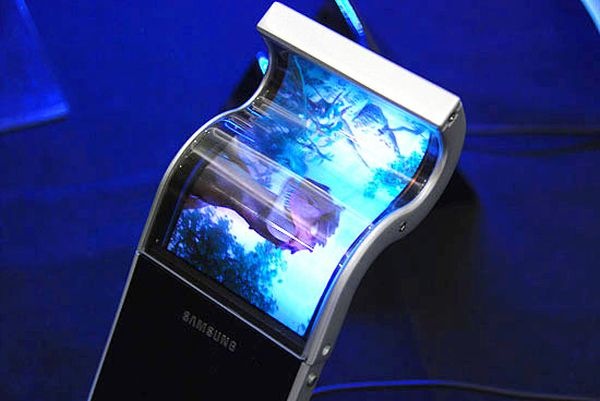 Samsung podría lanzar su primer smartphone plegable en el 2016