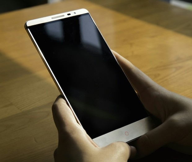 ZTE nubia Z9
