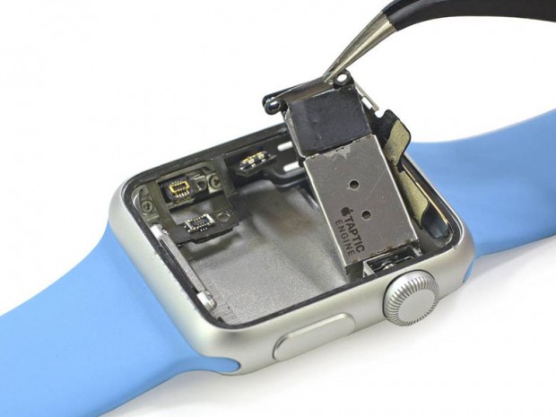 Fallas en el motor táptico del Apple Watch retrasan su producción