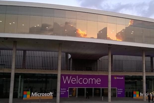 Microsoft podría lanzar un smartphone Lumia con pantalla similar al Galaxy S6 Edge