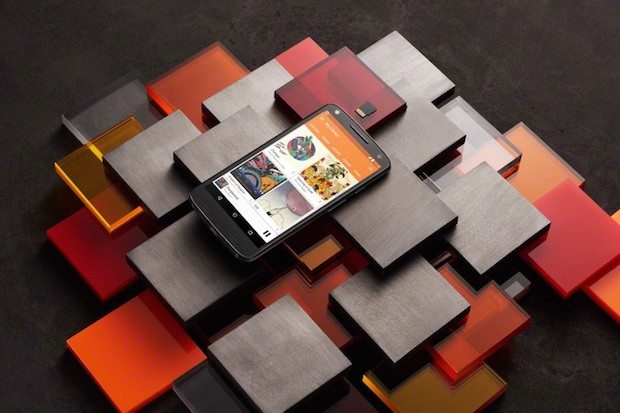 Los futuros smartphones Moto by Lenovo tendrán lector biométrico y pantallas superiores a 5″