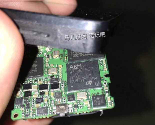 Nokia-smartwatch-guts