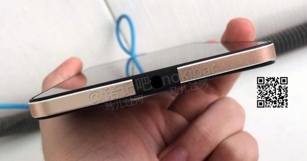 Lumia-850-side