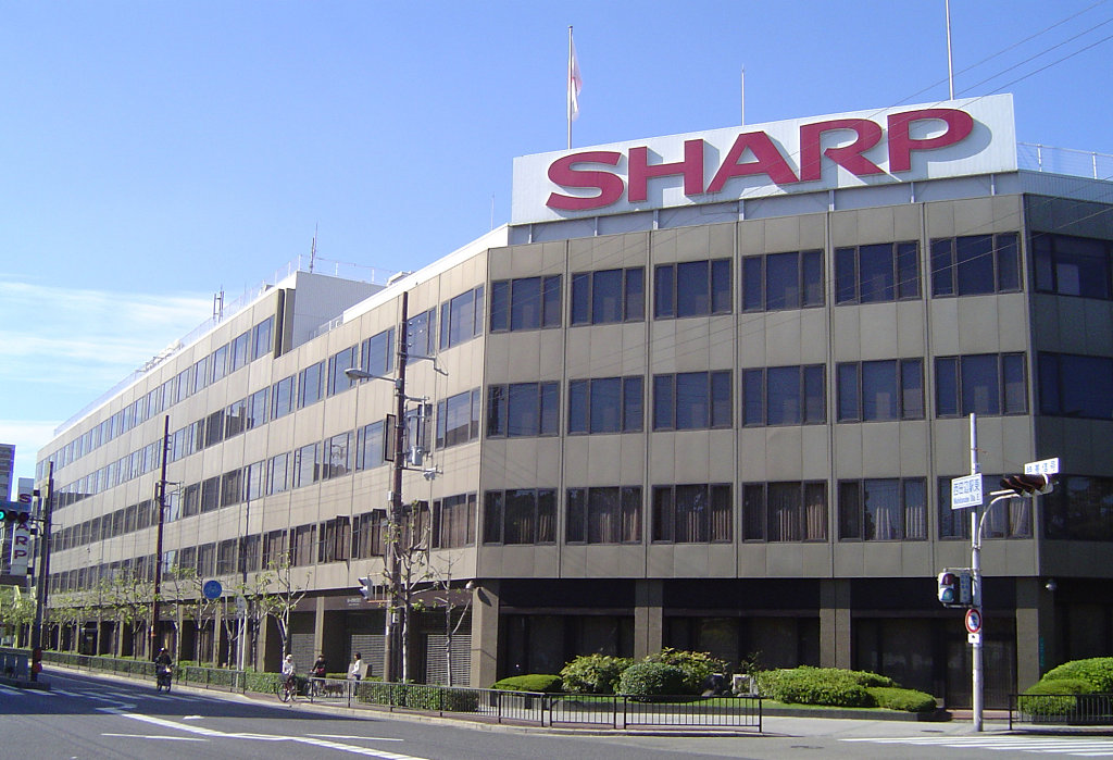 Sharp también tiene planeado un flagship de pantalla flexible