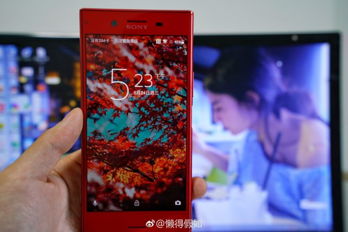 Sony Xperia XZ Premium rojo.
