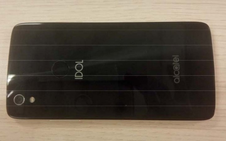 Imágenes del supuesto Alcatel Idol 5s certificado por la FCC.