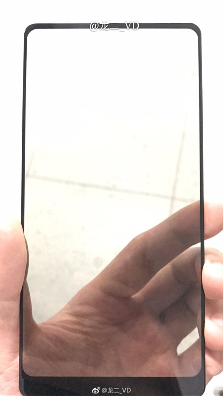 Fotografía filtrada en Weibo del panel frontal del Xiaomi Mi Mix 2.