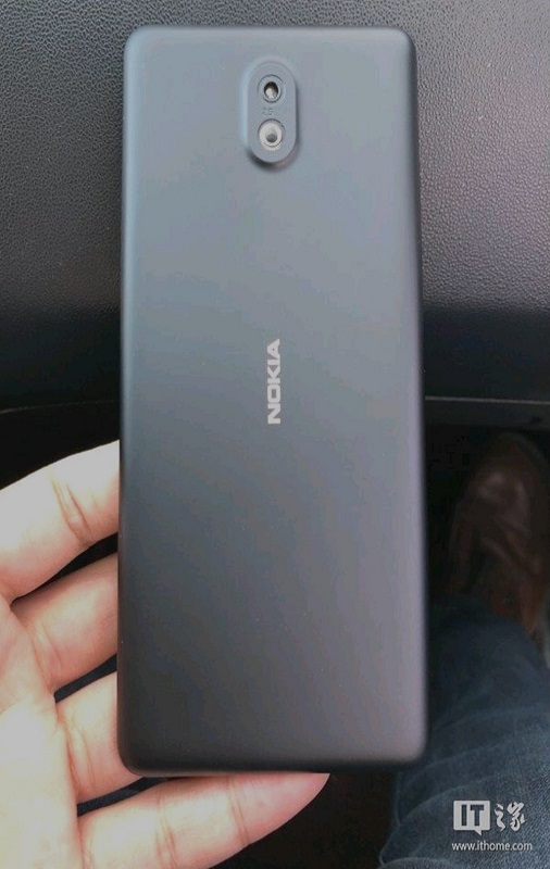 Fotografía filtrada de uno de los posibles dorsos del Nokia 1.