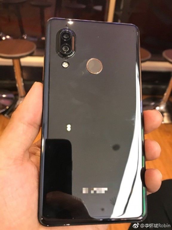 Invitaciones al evento de presentación del Sharp Aquos S3 este 28 de marzo