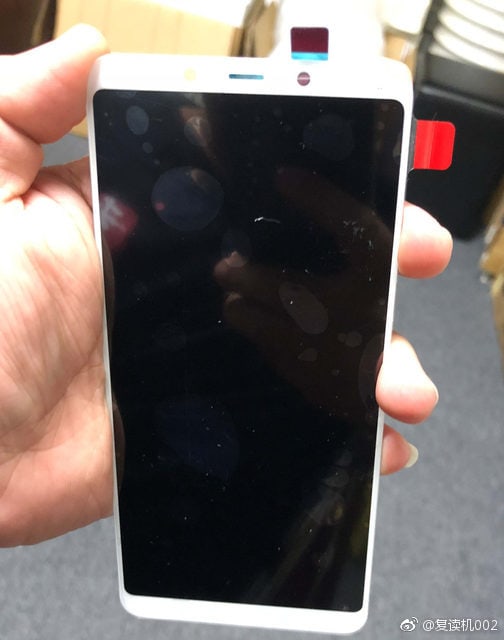 Fotografía filtrada del frente del Nokia 7.1 Plus aún no anunciado.