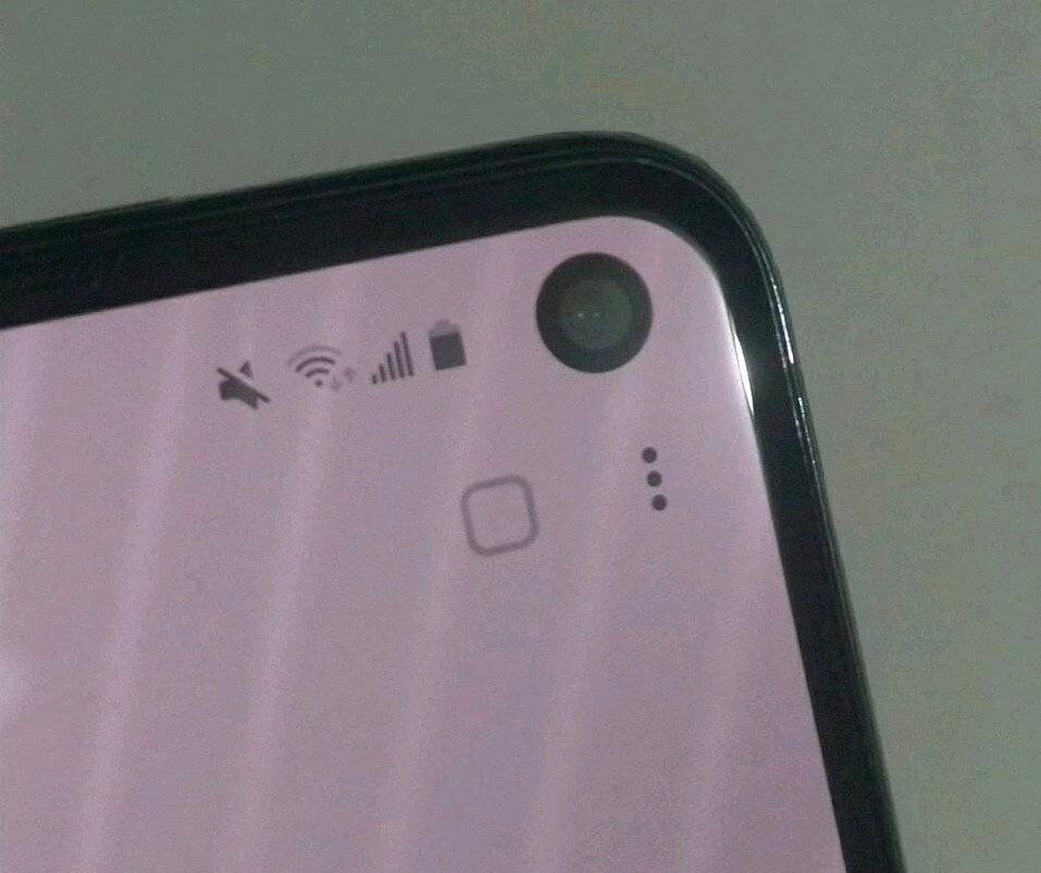 El Samsung Galaxy S10e se filtra en fotos y nos confirma su nombre