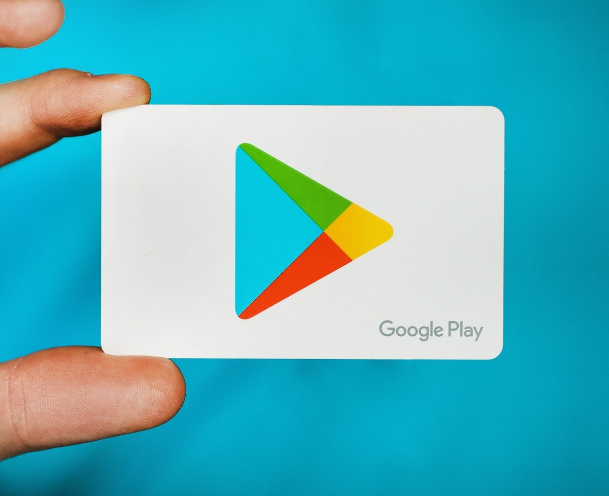 Desde Android 12 será más fácil instalar otras tiendas de apps en nuestros dispositivos
