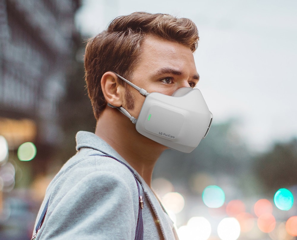 La tecnología ha llegado a las mascarillas: LG PuriCare tiene filtros de aire y luz UV