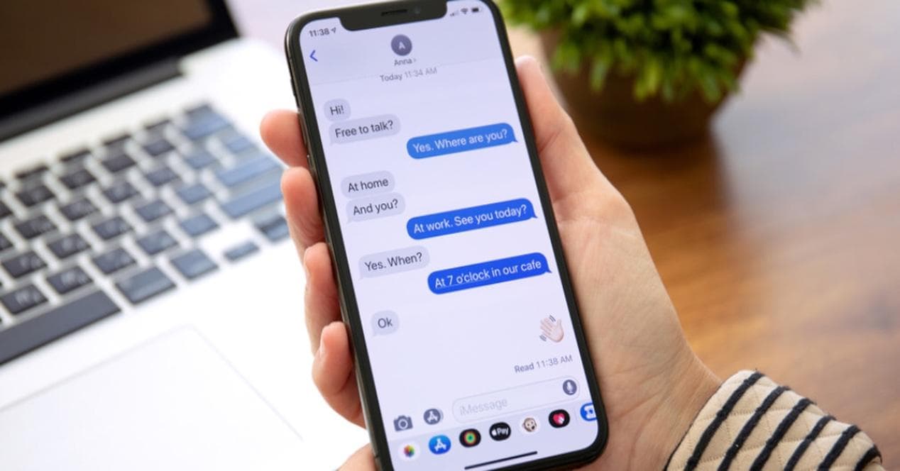 Apple cede y finalmente implementará mensajes RCS en el iPhone