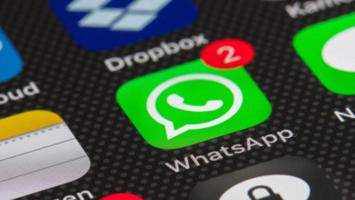 WhatsApp lanza una suscripción por tres dólares por mes