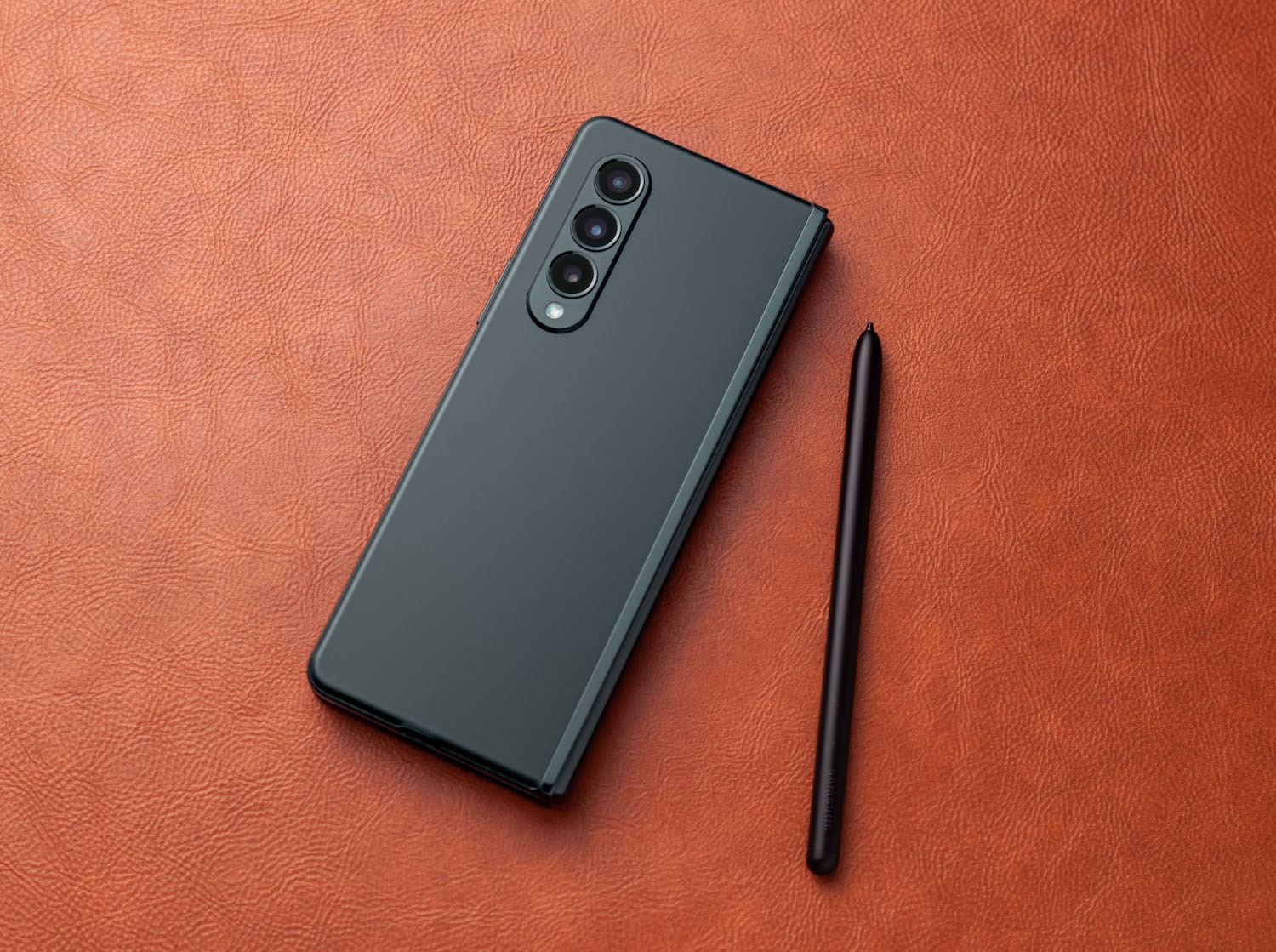 El Galaxy Z Fold4 y el Flip4 se filtran en fotos de prensa