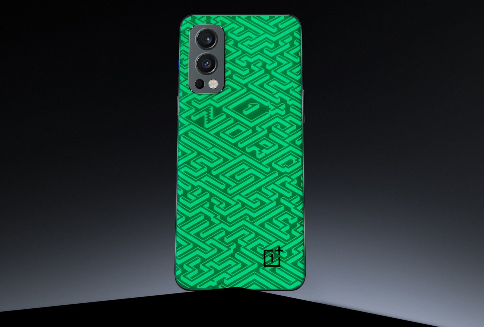 El OnePlus Nord 2 Pac-Man Edition brilla en la oscuridad por 529 euros